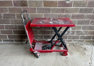 ULINE Lift table