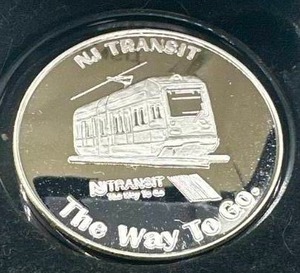 2001 Rare (5000 minted) 1oz .999 Silver Commemorative Round