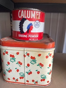 lot 11 image: Bread Tin & Baking Powder Tin