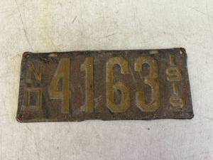 lot 85 image: 1919 ND License Plate