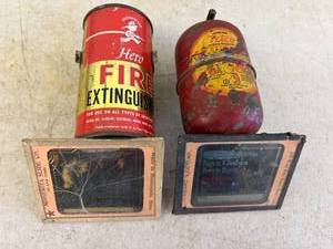 lot 121 image: Fire Extinguishers & Antique Glass Slides