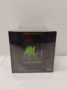 lot 29 image: NEW ALIEN 40TH ANNIVERSARY COLLECTORS EDITION FUNKO POP