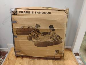 lot 27 image: NEW STEP 2 CRABBIE SANDBOX