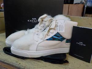 Coach Size 7M Soft Smooth Calf Suede Chalk Shoes