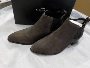 Coach size 10M Suffolk Calf Suede Mink Shoes