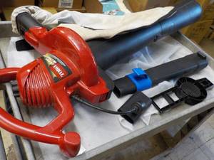 Toro Electric Ultra Blower Vac with Accessories