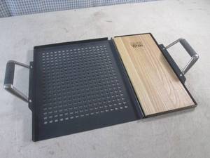 lot 143 image: (G-1) Todd English Titan - Kitchen  Grilling  - Tray is 16 x 12