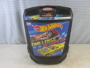 lot 176 image: (CSB) Hot Wheels 100 Car Case with a Few Misc Cars