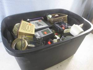 lot 314 image: (F-1) 18 Gallon Tote Full of Misc Unsorted This and That Smalls