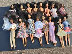 16-Assorted Black Hair BarbieFashion Dolls
