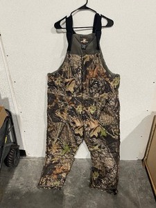 lot 56 image: Camo Bibs