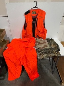 lot 61 image: Hunting Apparel