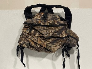 lot 79 image: Camo Backpack