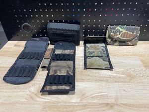 lot 37 image: Belt Ammo Wallets