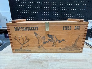 lot 39 image: Mattamuskeet Field Box
