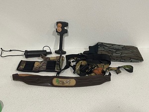 lot 47 image: Hunting and Outdoor Gear