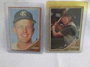 lot 124 image: 1962 Topps Don Hoak & Jerry Lumpe C...