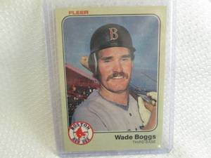 lot 140 image: 1983 Fleer Wade Boggs Rookie Card...