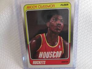 lot 28 image: 1988-89 Fleer Akeem Olajuwon Card...