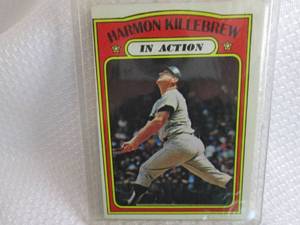 lot 37 image: 1972 Topps Harmon Killebrew In Acti...