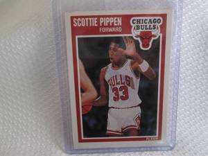 lot 52 image: 1989-90 Fleer Scottie Pippen Card...