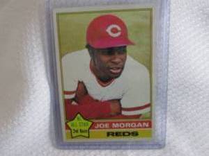lot 72 image: 1976 Topps Joe Morgan Card...