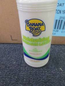 lot 331 image: 12- 16 oz Banana Boat After Sun Moi...