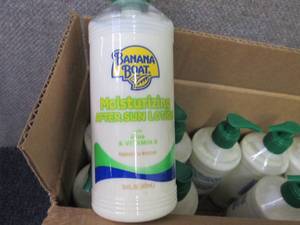 lot 333 image: 12- 16 oz Banana Boat After Sun Moi...