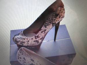 lot 360 image: NIB Bonnibel Faux Snakeskin Stilett...