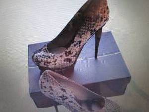 lot 361 image: NIB Bonnibel Faux Snakeskin Stilett...