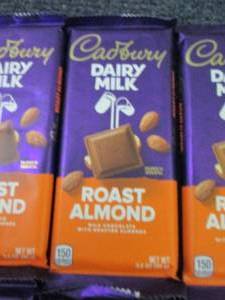 lot 448 image: 6- 3.5 oz Cadbury Dairy Milk Roast ...