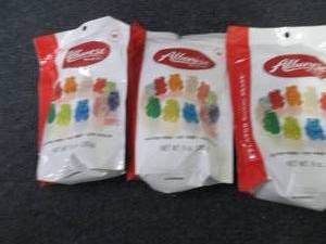 lot 473 image: 3-9 oz Albanese Gummies...
