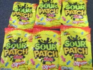lot 486 image: 6- 8.02 oz Sour Patch Kids Extreme...