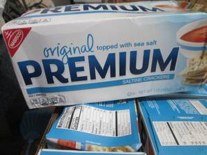 lot 500 image: 6- 16 oz Original Premium Saltrine ...