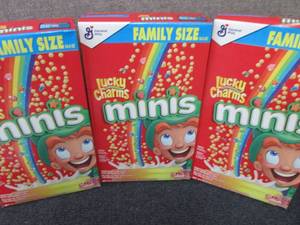 lot 513 image: 3- 18.6 oz Lucky Charms Minis...