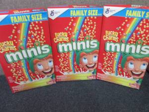 lot 515 image: 3- 18.6 oz Lucky Charms Minis...