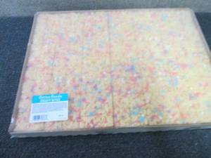 lot 536 image: Tray of FROZEN Cotton Candy Crispy ...