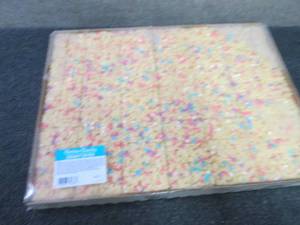 lot 537 image: Tray of FROZEN Cotton Candy Crispy ...