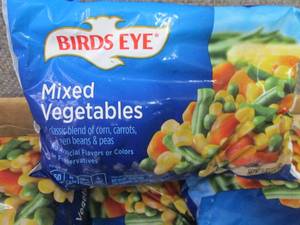 lot 564 image: Case of 12- 16 oz FROZEN Birds Eye ...