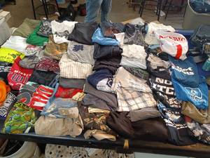 large lots of mens clothes shorts, t-shirts mostly xl-2x