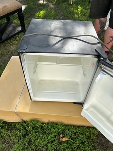 mini Fridge&nbsp