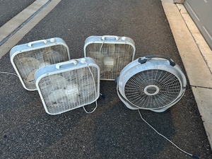 4 Fans