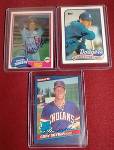lot 3 image: (3) 1980s In Person Autographed Baseball Cards