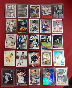 lot 60 image: (25) Joe Mauer Cards