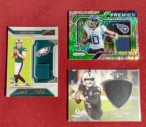lot 84 image: (3) NFL Jersey Cards