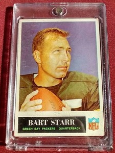 lot 86 image: 1965 Philadelphia Bart Starr Card