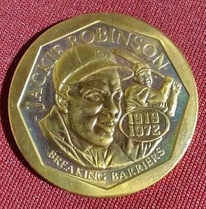 lot 162 image: 1997 Jackie Robinson Coin (50th Anniversary of Debut)