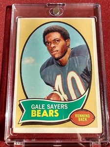 lot 166 image: 1970 Topps Gale Sayers