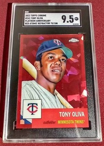 lot 207 image: 2022 Topps Chrome Atomic Refractor Tony Oliva #d100 - SGC 9.5