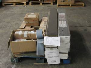 lot 108 image: Pallet of Store Overstock Store and Ecommerce Product and Returns - Flooring and Tiles